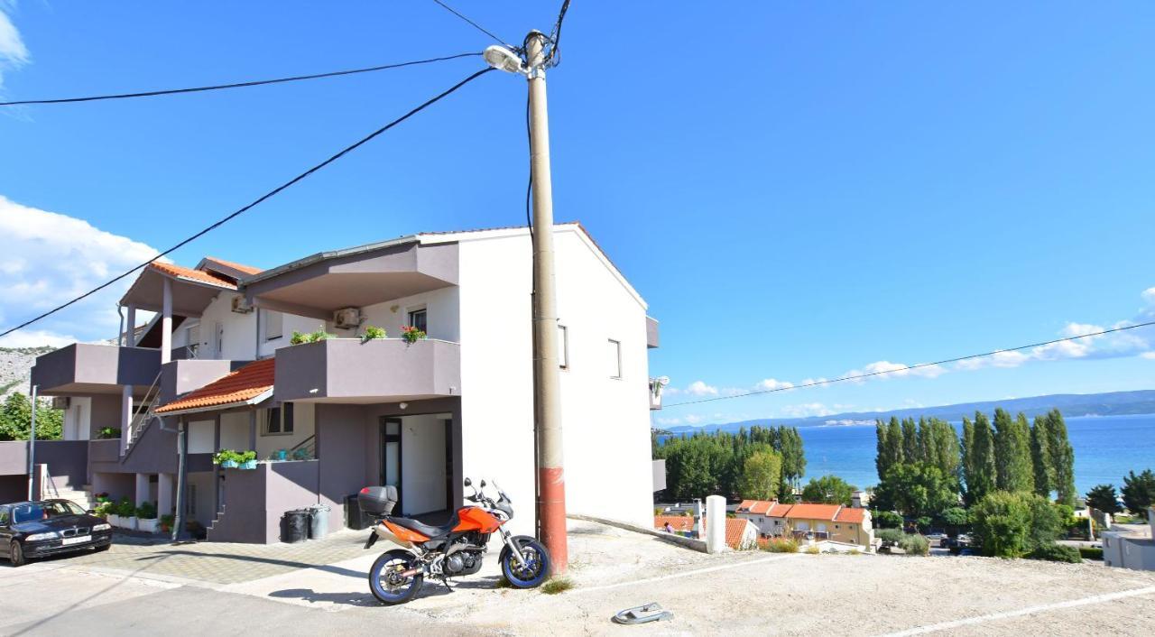 Apartments Ana Omiš Exteriör bild