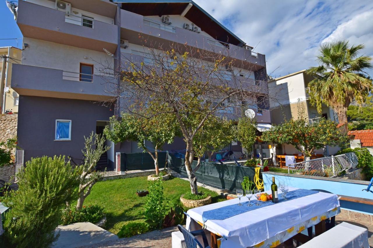 Apartments Ana Omiš Exteriör bild