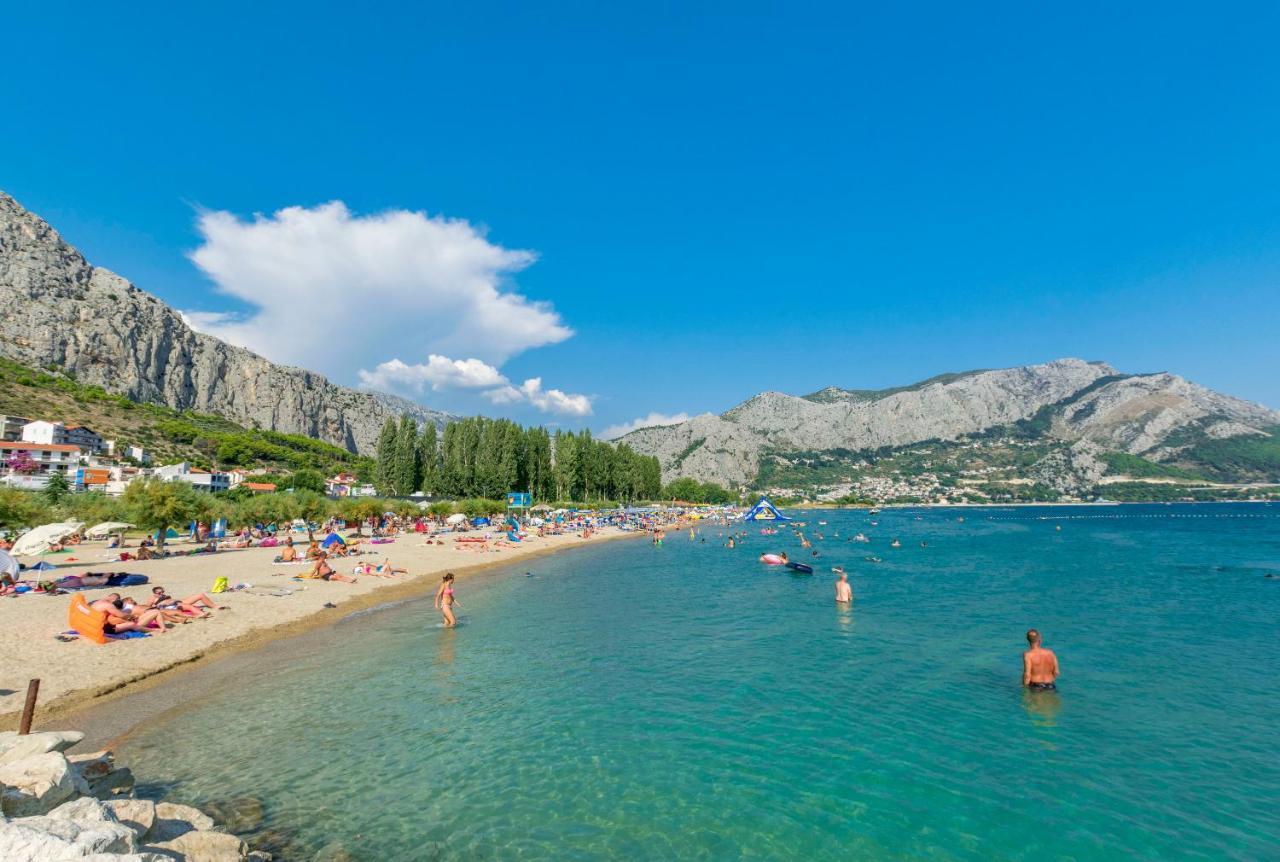Apartments Ana Omiš Exteriör bild